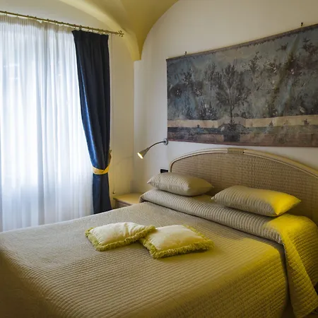 Готель Bellevue