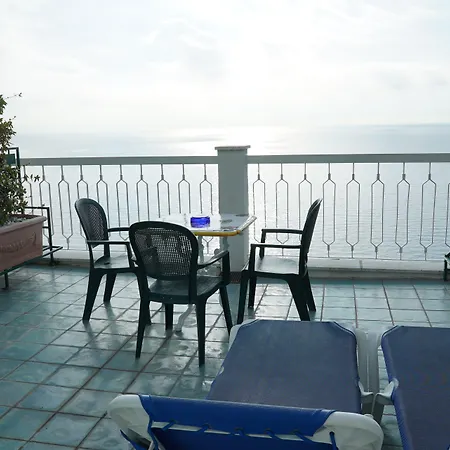 Bellevue 3* Амальфі