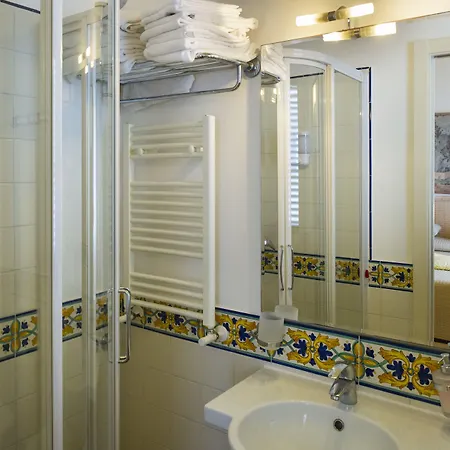 Bellevue Готель 3*