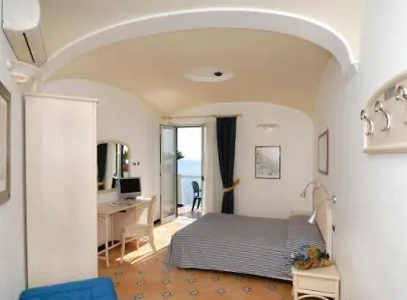 Bellevue 3* אמאלפי