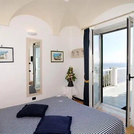 Bellevue 3* אמאלפי
