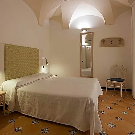 Hotel Bellevue 3*