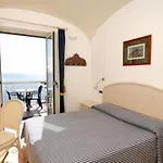 Hotel Bellevue 3*